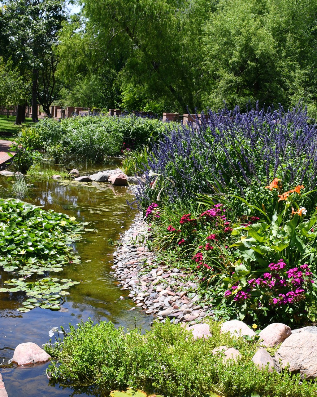 ☀️ Happy Summer Solstice!

Today marks the longest day of the year and the official start of summer. It is a reminder to slow down and appreciate the beauty of the season. Across Glenwood, lush gardens and vibrant blooms reflect the abundance of summer and offer a peaceful place for quiet moments of reflection.

Wishing everyone a season filled with sunshine, nature, and time to enjoy the world around you.

#GlenwoodCemetery #SummerSolstice #Houston #HoustonNature